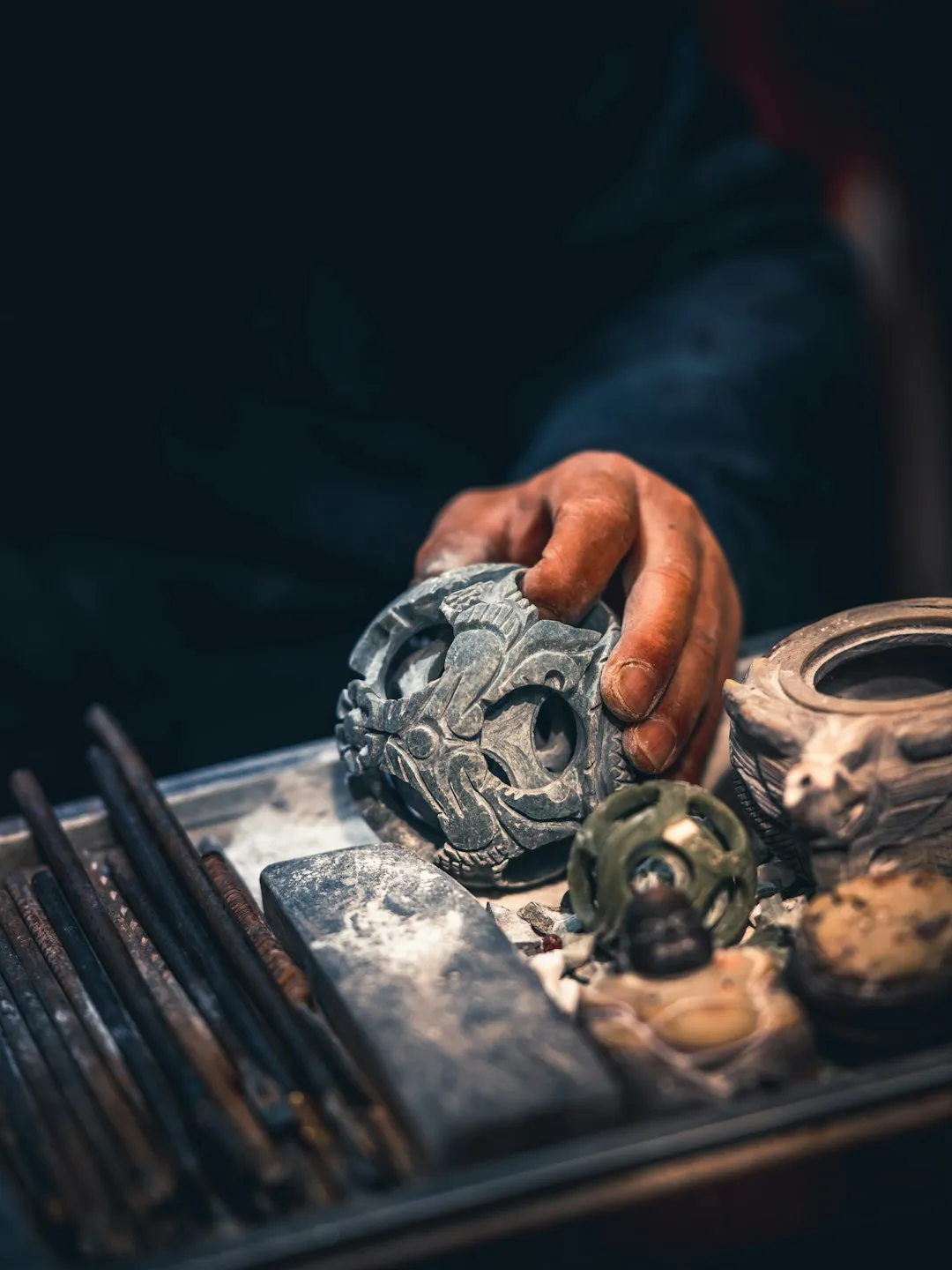 工业设备电源连接稳定性保障：防水连接器技术要点解析