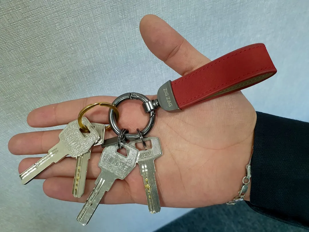 常州隽信弘工业连接器选型指南：传感器连接器与航空插头匹配方案